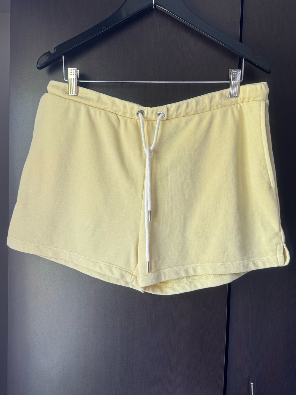 H&M Butter Yellow Drawstring Lounge Sweat Shorts Size S (Fits M/L) EUC